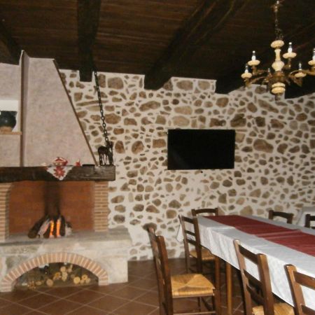 Вилла Borgo Degli Amici Faicchio Экстерьер фото