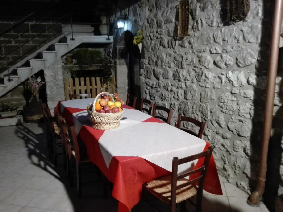 Вилла Borgo Degli Amici Faicchio Экстерьер фото